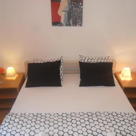 Guest house Apartman Hill *